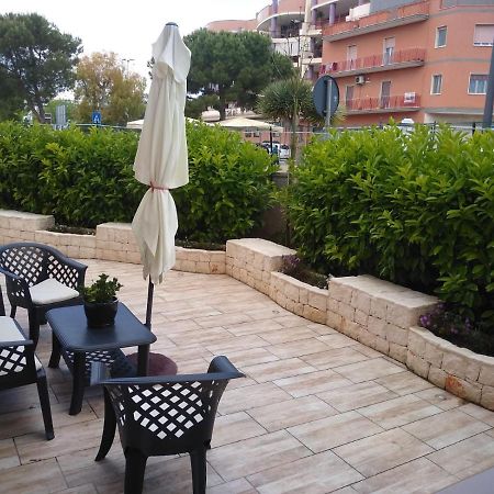 Casa Vacanze Margo' Monopoli Buitenkant foto